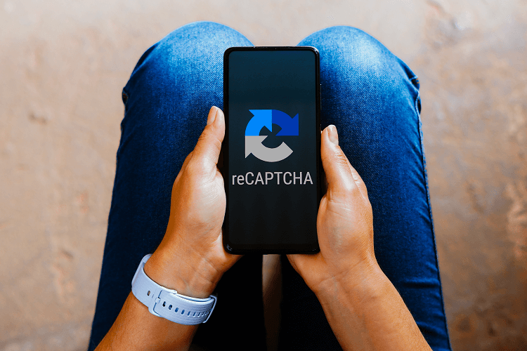 hCaptcha vs reCAPTCHA: 6 Differences. Article Image