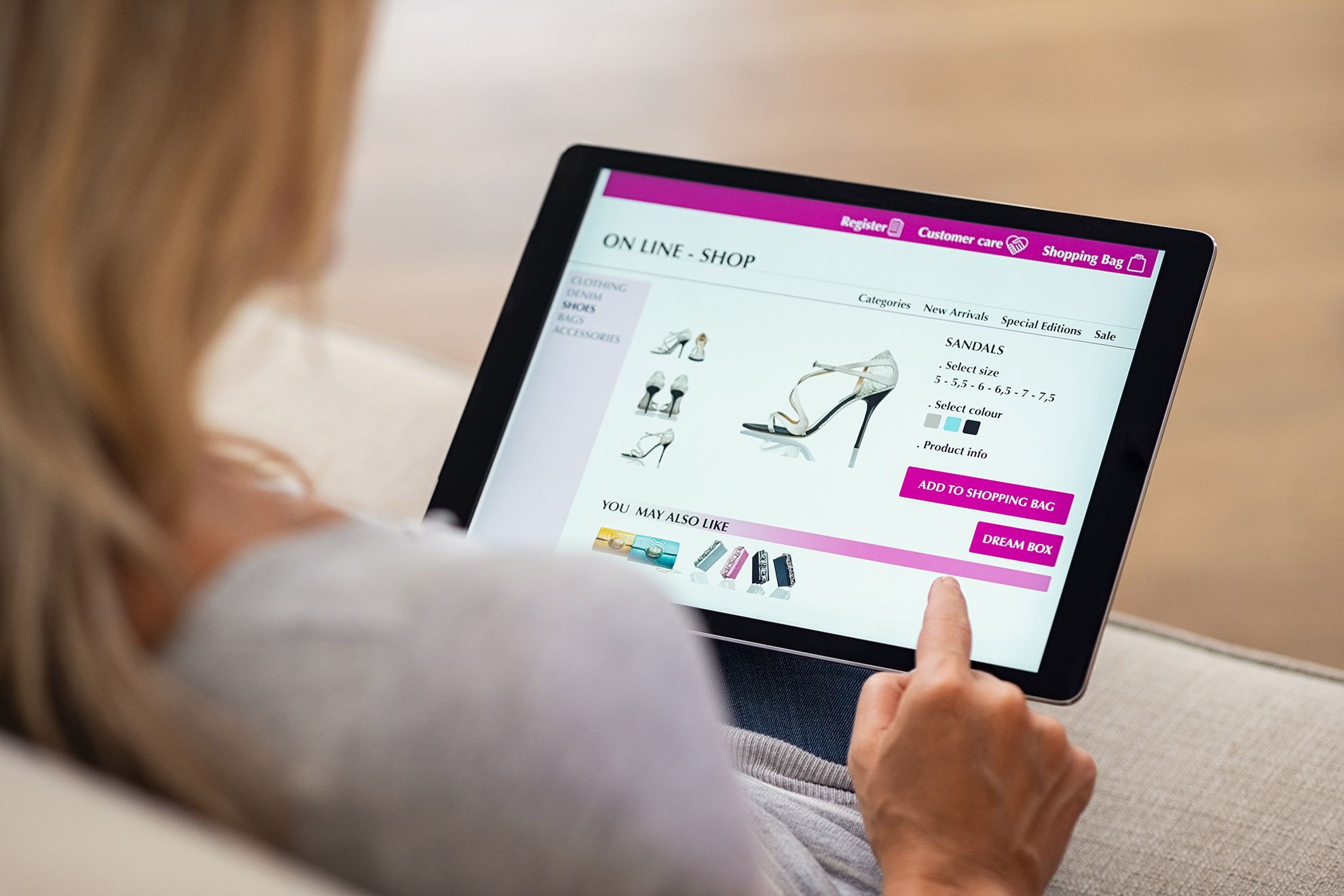 Retailers, How Much of Your Holiday Traffic is Actually Human?